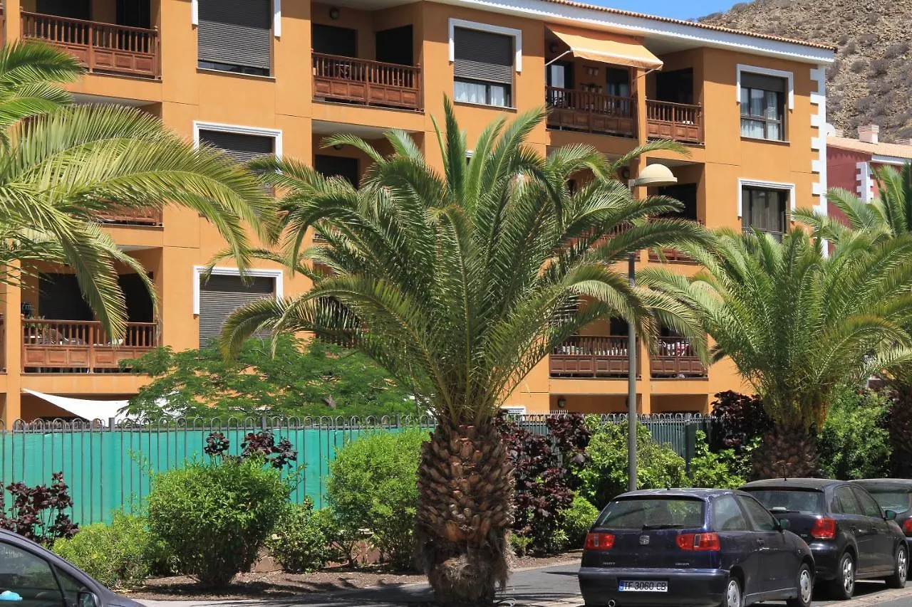 Spacious Apartment With Large Private Garden In Palm Mar Spanien